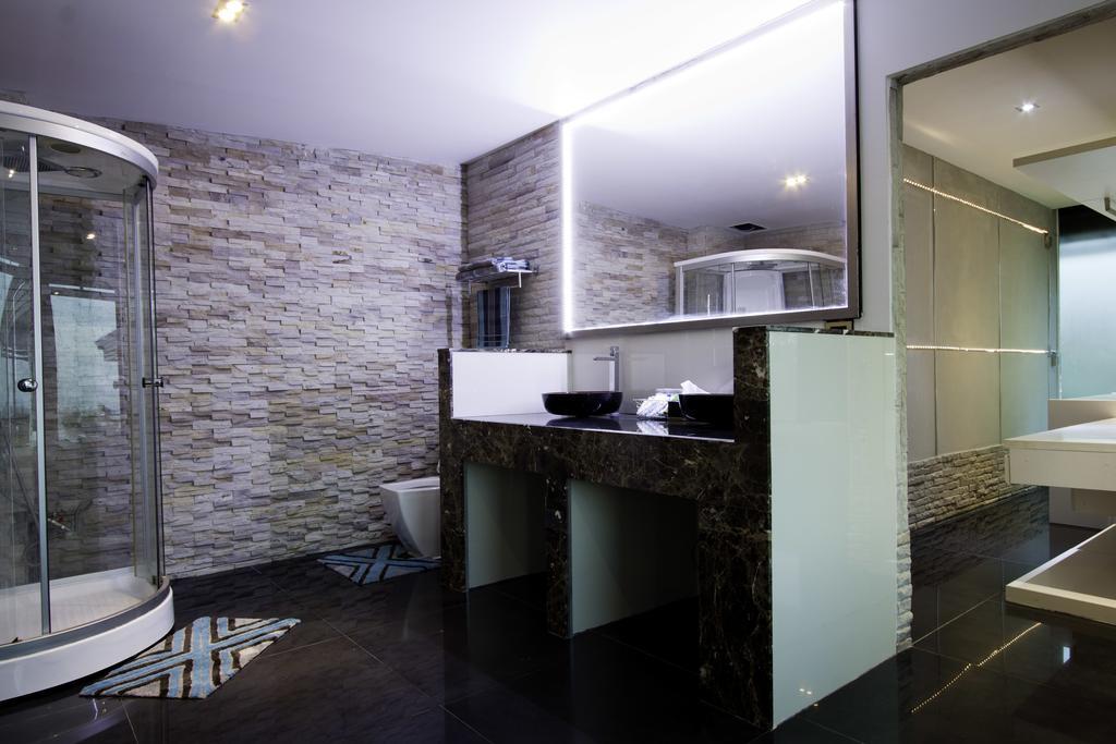 The Promenade Villa By Holiplanet Rawai Esterno foto