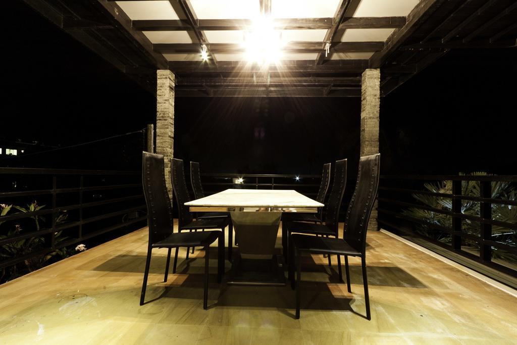 The Promenade Villa By Holiplanet Rawai Camera foto