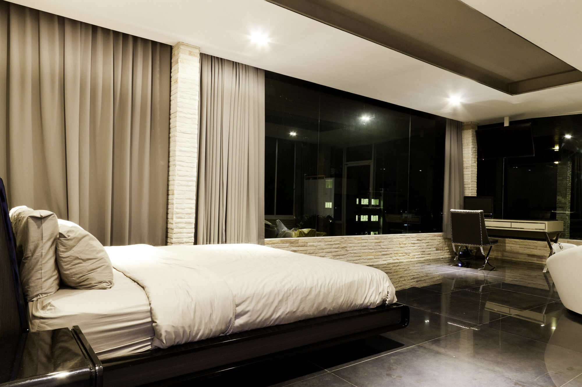 The Promenade Villa By Holiplanet Rawai Esterno foto